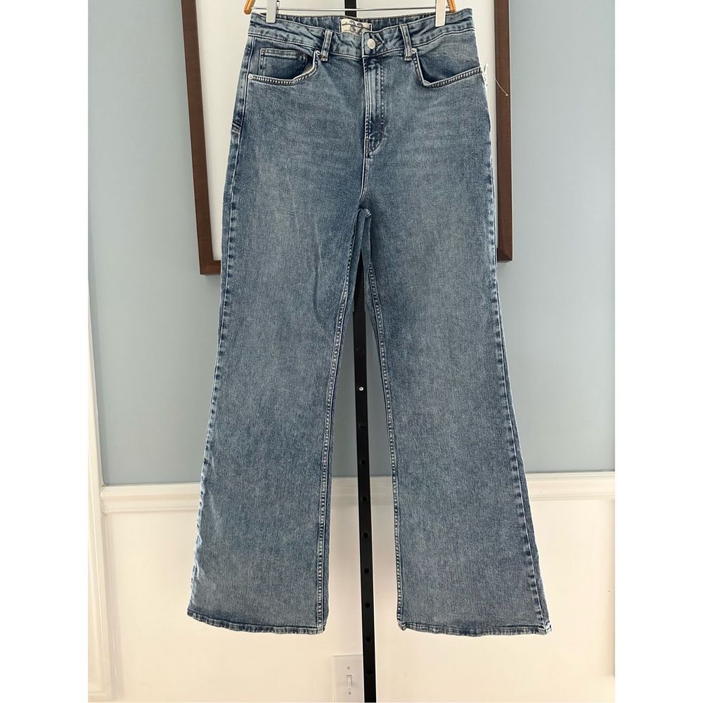 New Free People We The Free Thunderbird Flare Jeans Lightening Bolt Size 32 - Picture 6 of 8